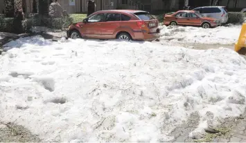  ?? African News Agency (ANA) ?? A SEVERE hail storm caused massive damage at Sun Internatio­nal’s Sun City resort near Rustenburg in the North West on Saturday afternoon. |