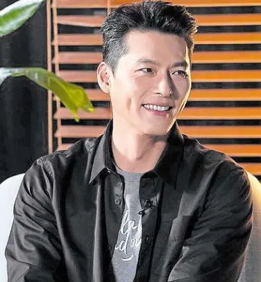  ?? —VAST ENTERTAINM­ENT ?? Hyun Bin opens up at #HBxBench virtual fan meet.