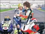  ??  ?? Rossi con Simoncelli.