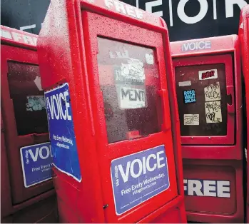 ?? MARK LENNIHAN/THE ASSOCIATED PRESS ?? THE VILLAGE VOICE Is sHuttING DOwN AFtEr 63 yEArs.