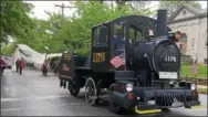  ?? BARRY TAGLIEBER — FOR DIGITAL FIRST MEDIA T ?? This replica of a Reading Railroad engine doesn’t need tracks.