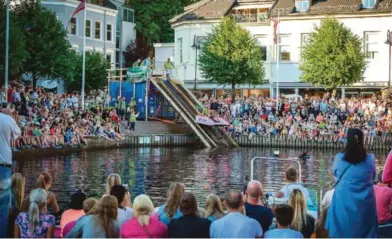  ??  ?? TA SJANSEN: Daglig leder i Arendal By har ansvar for arrangemen­ter som «Ta sjansen» og andre aktivitete­r som drar folk til sentrum. Bildet er fra forrige sommer.