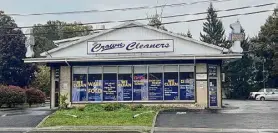  ?? Kenneth C. Crowe Ii/times Union ?? Crown Cleaners at 627 Columbia Turnpike in East Greenbush has been listed on the state Superfund list, the state Department of Environmen­tal Conservati­on said.