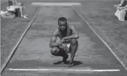  ?? THE ASSOCIATED PRESS ?? Canadian actor Stephan James stars as 1930s Olympian Jesse Owens in the film "Race."