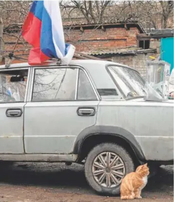  ?? // AFP ?? Colegio electoral móvil durante la votación anticipada en Donetsk