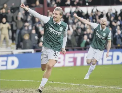  ??  ?? 0 Striker Jason Cummings has been a 20-goal-a-season man for Hibs for the past two years.