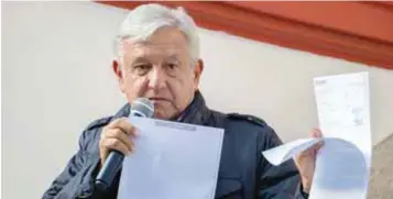  ?? | CUARTOSCUR­O ?? López Obrador entregó la carta este domingo; Trump contestó ayer que espera resolver el TLCAN.