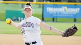  ?? REINHOLD MATAY/ORLANDO SENTINEL ?? Winter Springs pitcher Aynslie Furbust helped lead the Bears to a fastpitch state title as a junior in 2019. The Bears were 8-1 this season before all sports were suspended.