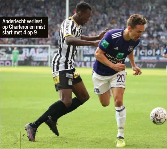  ??  ?? FOTO ISOSPORT Sven Kums was niet blij met zijn vervanging. Anderlecht verliest op Charleroi en mist start met 4 op 9