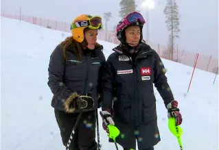  ??  ?? Pernilla Wiberg och Frida Hansdotter möts i ett samtal om karriären.