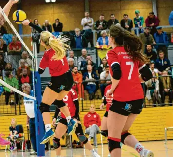  ?? Foto: Elmar Knöchel ?? Einen Sieg und eine Niederlage gab es am Wochenende für die Volleyball­erinnen des FC Kleinaitin­gen in der dritten Liga.
