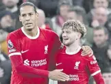  ?? ?? Virgil van Dijk y Harvey Elliott, goleadores.