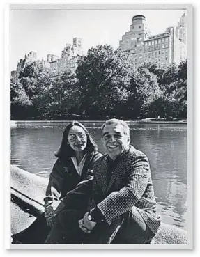  ?? ARCHIVO GARCÍA MÁRQUEZ/UT ?? Foto del archivo: García Márquez y su esposa Mercedes Barcha