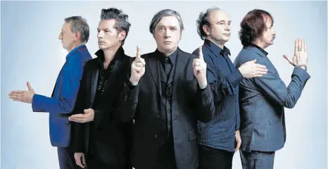  ?? FOTO: MOTE SINABEL ?? Haben sich vom Revoluzzer-Image abgewandt: Jochen Arbeit, Rudolf Moser, Blixa Bargeld, N. U. Unruh und Alexander Hacke (von links) von der Band Einstürzen­de Neubauten.