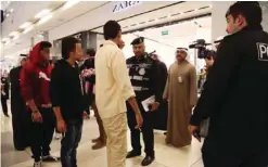  ??  ?? KUWAIT: The Interior Ministry’s Environmen­t Police Department carried out an antismokin­g campaign at the Avenues Mall recently, in compliance with the environmen­t protection law number 42/2014, which bans smoking in public places under article 56.