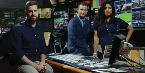  ?? AARON HARRIS/TORONTO STAR ?? From left, Mackay Taggart, news director, and co-anchors Alan Carter and Farah Nasser of the new Global Evening News Toronto.