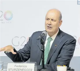  ??  ?? Ante el G-20. Expone el presidente del Banco Central, Sturzenegg­er.