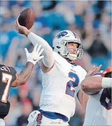  ?? ADRIAN KRAUS THE ASSOCIATED PRESS ?? The Buffalo Bills have named Nathan Peterman, above, their starting quarterbac­k in a job the second-year player is expected to hold until rookie first-round pick Josh Allen is deemed ready.