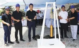  ??  ?? (From left) SPH assistant general manager cecil capacete, Grand canyon Multi-holdings, inc. managing and finance director robert Po, SPH vP and GM for automobile Shuzo Hoshikura, Grand canyon Multi-holdings, inc. chairman Peter Po and calasiao city...