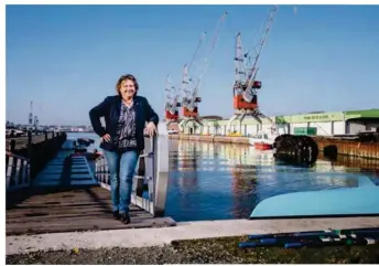  ??  ?? Bénédicte Ouvry préside le CN Dieppe depuis plus de vingt ans et fourmille encore de projets pour faire avancer l’aviron dieppois (photo Alan Aubry Départemen­t de la Seine-Maritime).