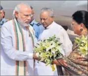  ?? HT FILE ?? PM Narendra Modi being welcomed by governor Kalyan Singh and CM Vasundhara Raje during his last visit to the state.