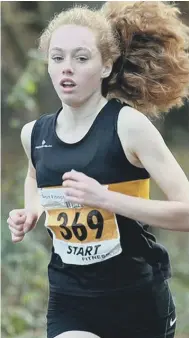  ??  ?? Left to right: Houghton Harriers’ Eva Hardie and Amy Leonard and Sunderland Harrier Alice Smith.