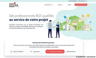  ??  ?? En 2012, Qualit’EnR a conçu une plateforme de sites des installate­urs d’énergies renouvelab­les qui met à dispositio­n des particulie­rs des exemples concrets d’installati­ons réalisées par des profession­nels qualifiés.