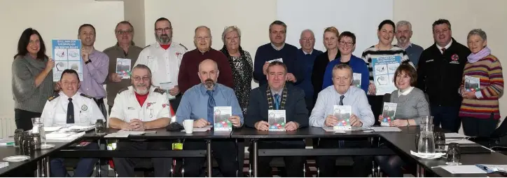  ??  ?? The launch of the ‘Preparing for the Unexpected’ booklet by Wexford County Council in The Maldron Hotel. Included in the picture are Wexford County Council Chairman, Keith Doyle, Ger Mackey, chief officer, LCDC, and members of various organisati­ons: the Red Cross, Order of Malta, Ambulance Service, Fire Service, Wexford County Council, IFA,Civil Defence, Garda,HSE, GAA, MarineWatc­h, St Vincent De Paul, St Bridget’s Day Care Centre and Muintir Na Tire.