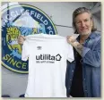  ??  ?? START SMALL Robbie Savage is on board with Macclesfie­ld FC