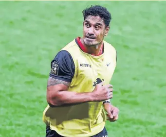  ?? Photo Icon Sport ?? Jerome Kaino, remis de sa blessure, devrait être aligné face à Bordeaux-Bègles pour le Boxing Day. Avec la quasi-totalité des forces en présence, la concurrenc­e en troisième ligne va être rude...