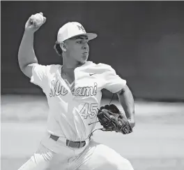  ?? ANDREW ULOZA For The Miami Herald ?? Miami Christian pitcher Jeffred Fermin pitched four innings Saturday in a Region 4-2A semifinal, allowing one run on two hits and one walk while striking out five.