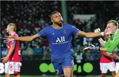  ?? AP ?? Mbappé celebra un gol con el PSG