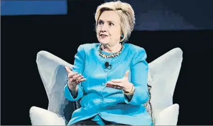  ?? MATT ROURKE / AP ?? El pasado jueves, Hillary Clinton participó en un simposio sobre salud y bienestar en Danville