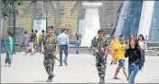  ?? DEEPAK SANSTA/HT ?? Security personnel deployed after fresh SFJ’s threats, in Shimla on Thursday.
