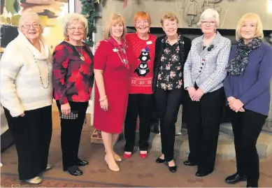  ??  ?? Fundraiser­s Corinne Bender, Margaret Cook, Irene McGuinness, Susan Kendall, Moyra Forrest, June Hooley and Hilda Lucas