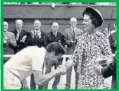  ??  ?? Wimbledon 1966 y la duquesa.