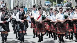  ?? KRIS DUBE
TORSTAR FILE PHOTO ?? Welland Rose Festival’s grande parade will take place June 19 and is in need of floats and more entries.