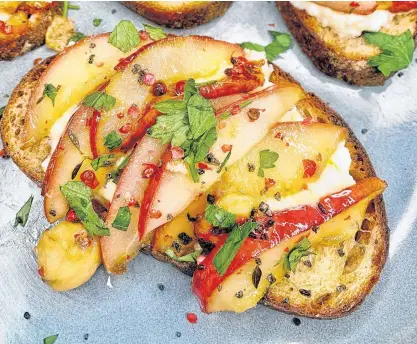  ?? ILONA DANIEL ?? Red pears add a nice appeal for pan-roasting and are wonderfull­y flavourful, says Chef Ilona Daniel, who created this recipe for honey butter-roasted pear and ricotta toast.