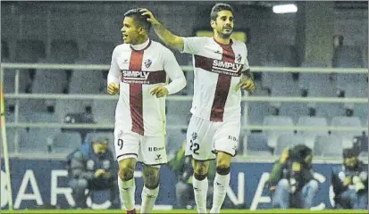  ?? FOTO: MANEL MONTILLA ?? Juan Camilo Hernández, de solo 18 años, lleva 9 tantos con el Huesca y es el segundo máximo goleador de Segunda A