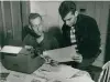  ?? SUPPLIED ?? Sid Stevens and Harry Friedman writing The Clark Street Sun on a typewriter.