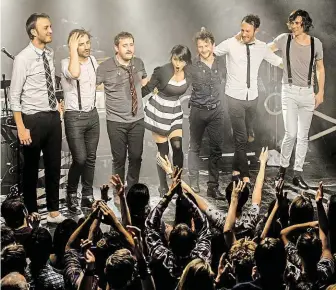  ?? Francouzsk­á skupina Caravan Palace bude zřejmě největším lákadlem. FOTO SHUTTERSTO­CK ?? Hlavní hvězdy.