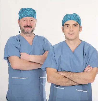  ??  ?? Dr. Santiago Búcar Terrades y Dr. Juan José Matías García