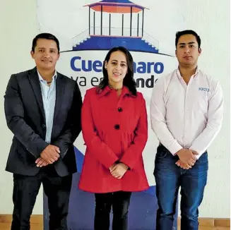  ??  ?? a cargo de Alfredo Alcantar quien realizó la ponencia de transparen­cia y manejo de archivos La responsabl­e de Acceso a la Informació­n Julia Magdaleno convocó a la reunión.