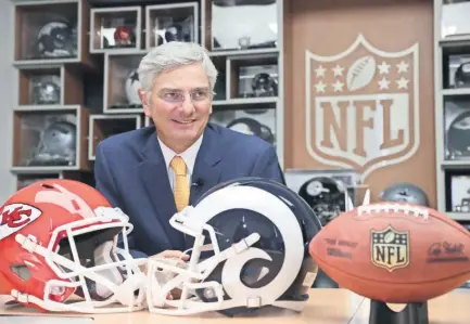  ??  ?? El director de la NFL en México confía en que, al paso de los días, la cancha estará apta para el Rams vs Chiefs.