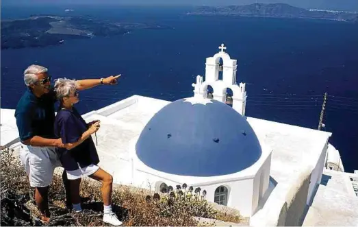  ?? Fotos: Getty Images ?? Rentner haben in Griechenla­nd eine Steuer-Flatrate von lediglich sieben Prozent zu entrichten.