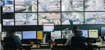  ?? RIC ERNST/PNG ?? The port’s operations centre monitors video feeds, but its goal is port security not stopping smuggling.