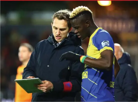  ?? FOTO JEFFREY GAENS ?? Babacar Gueye is volledig inzetbaar, maar krijgt in de spits tegen zijn ex-club concurrent­ie van Boli en Vetokele.