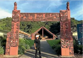  ??  ?? Maru at the entrance to the Mataatua wharenui.