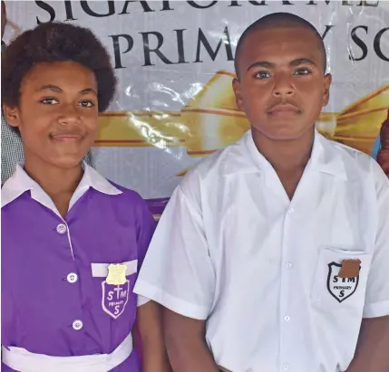  ?? Photo: Waisea Nasokia ?? Sigatoka Methodist Primary School head girl Maca Nareki and head boy Sivaniolo Koyanasau.