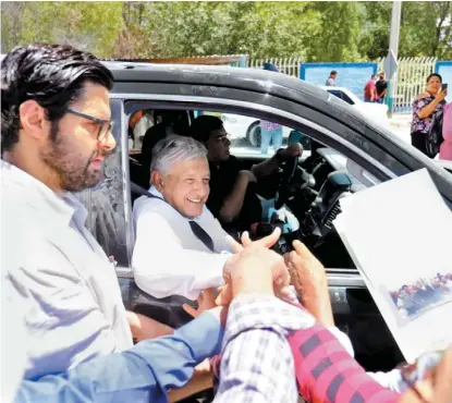  ?? ?? El Presidente visitó la comunidad de San Jacinto, en Durango.